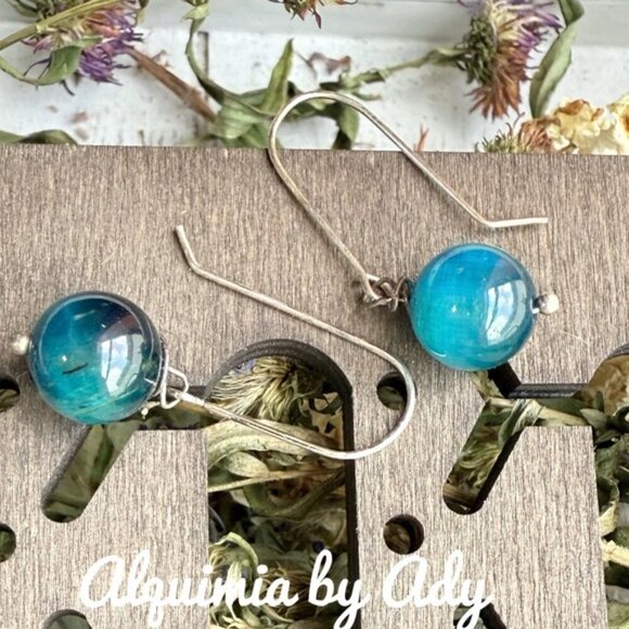 Vibrant blue tiger's eye silver earrings - Picture 1 of 1